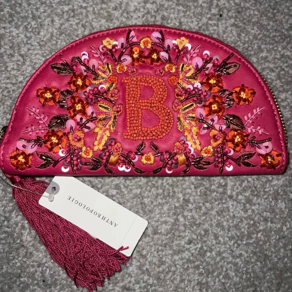 NWT Anthropologie Anna Harlow Russo Monogram Crescent Pouch Clutch Letter “B”
